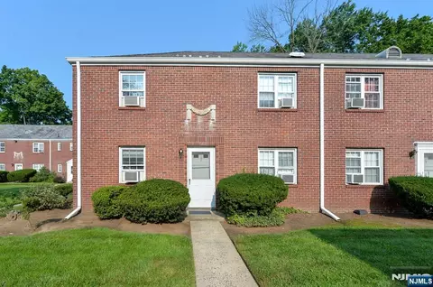 63 Hudson Ave #C1, Englewood, NJ 07631