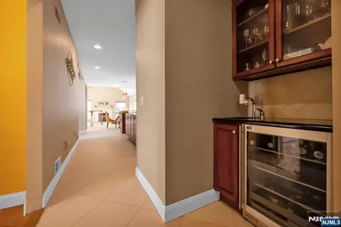 683 Victoria Ave, Paramus, NJ 07652 photo 18