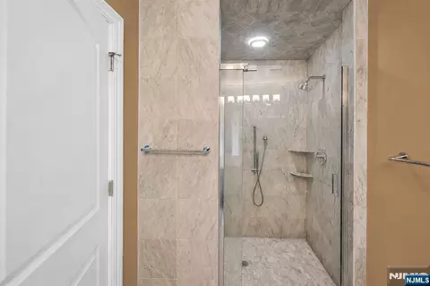 683 Victoria Ave, Paramus, NJ 07652 photo 30