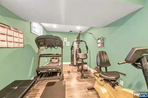 683 Victoria Ave, Paramus, NJ 07652 photo 44