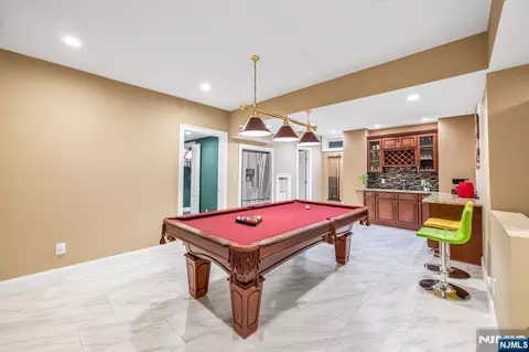 683 Victoria Ave, Paramus, NJ 07652 photo 37