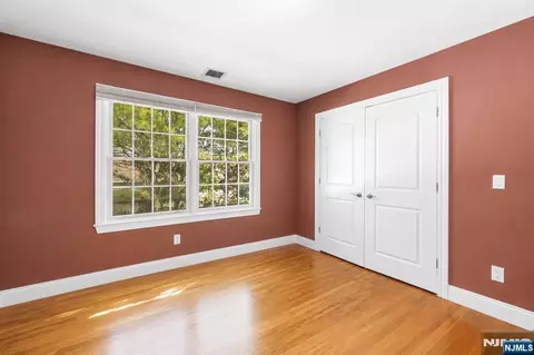 683 Victoria Ave, Paramus, NJ 07652 photo 28