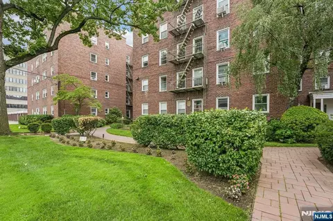 326 Bridge #1-G, Fort Lee, NJ 07024