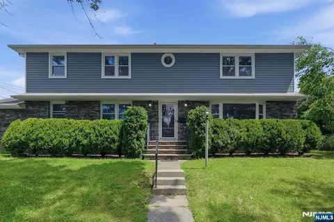88 6th St, Clifton, NJ 07011