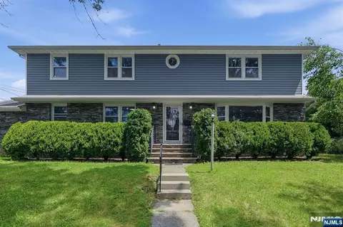 88 6th St, Clifton, NJ 07011