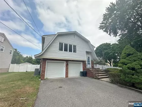 217 Rockland Ave, Norwood, NJ 07648