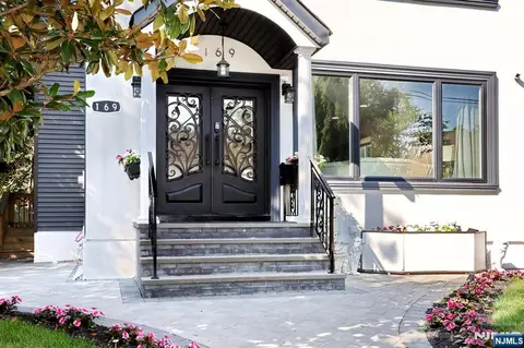 169 Woodward Ave, Rutherford, NJ 07070