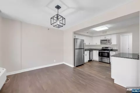Dining - 316 Prospect Ave #12C, Hackensack, NJ 07601 photo 1 of 1