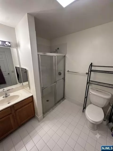 Bath - 39 Union St #201, Hackensack, NJ 07601 photo 2 of 2