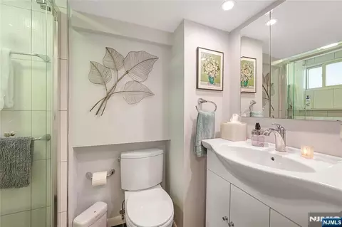 Bath - 152 Coles Ave, Hackensack, NJ 07601 photo 2 of 2