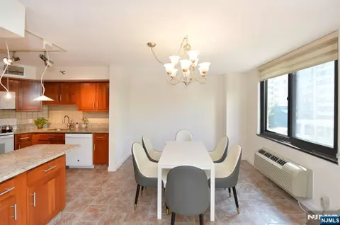 Dining - 316 Prospect #3J, Hackensack, NJ 07601 photo 2 of 2