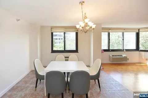 Dining - 316 Prospect #3J, Hackensack, NJ 07601 photo 1 of 2