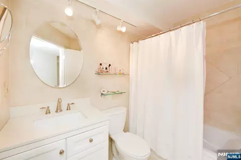 Bath - 316 Prospect #3J, Hackensack, NJ 07601 photo 2 of 2