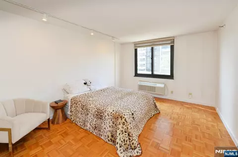 Bedroom - 316 Prospect #3J, Hackensack, NJ 07601 photo 2 of 3