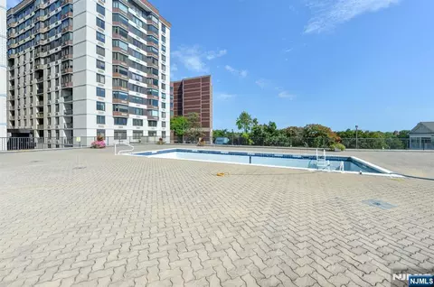 Exterior - 316 Prospect #3J, Hackensack, NJ 07601 photo 2 of 2