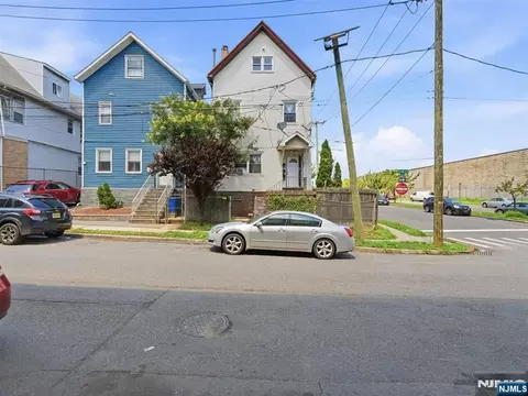 132-134 4th St, Elizabeth, NJ 07206