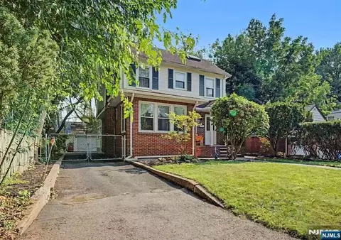 26 Day Ave, Tenafly, NJ 07670