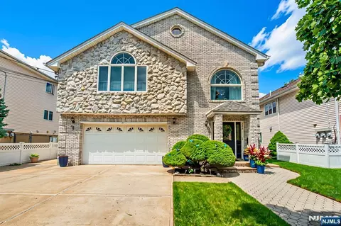 223 Division Ave, Garfield, NJ 07026