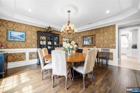 Dining - 68 Eagle Rim Rd, Saddle River, NJ 07458 photo 2 of 3