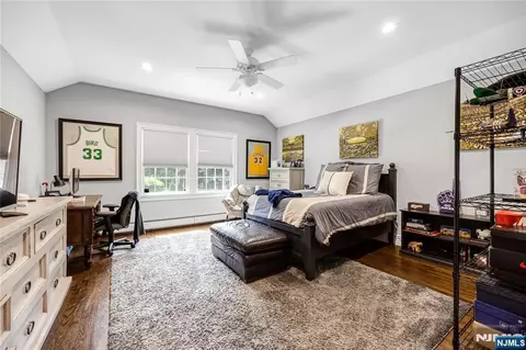 Bedroom - 68 Eagle Rim Rd, Saddle River, NJ 07458 photo 5 of 5