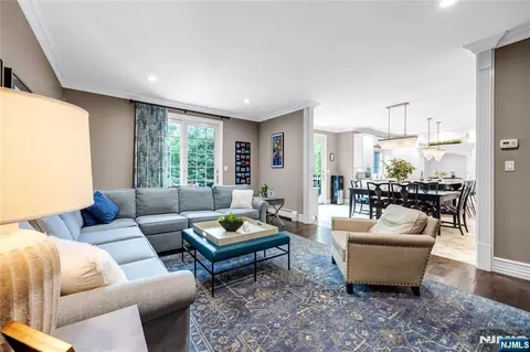Living - 68 Eagle Rim Rd, Saddle River, NJ 07458 photo 3 of 4