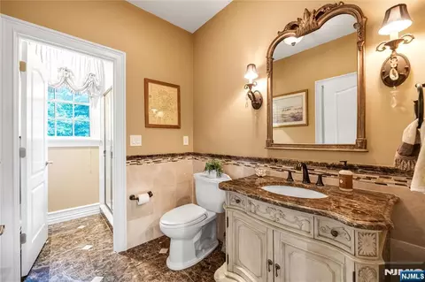 Bath - 68 Eagle Rim Rd, Saddle River, NJ 07458 photo 1 of 6