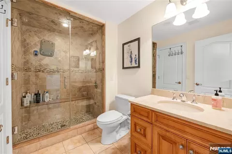 Bath - 68 Eagle Rim Rd, Saddle River, NJ 07458 photo 6 of 6