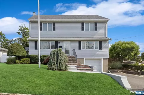 56 Chesapeake Ave, Lake Hiawatha, NJ 07034