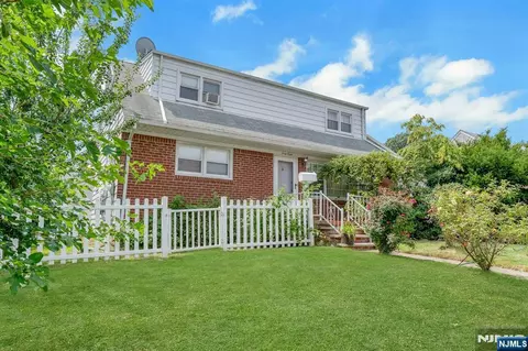 48 Doherty Dr, Clifton, NJ 07013
