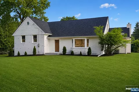 183 Jefferson Ave, Emerson, NJ 07630