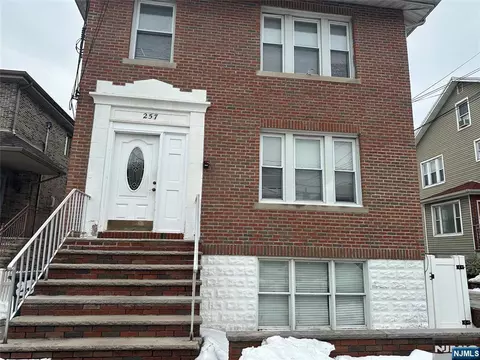 257 Roff Ave, Palisades Park, NJ 07650