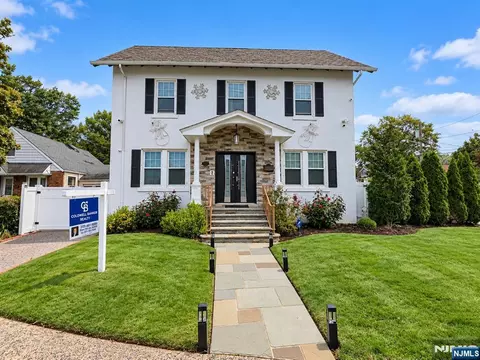 133 S Prospect Ave, Bergenfield, NJ 07621