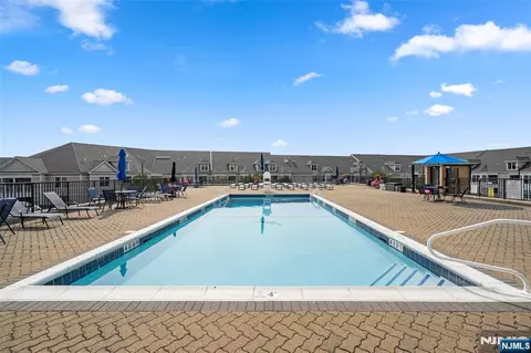 Exterior - 326 Prospect Ave #8J, Hackensack, NJ 07601 photo 1 of 2