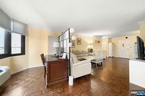 Other - 326 Prospect Ave #8J, Hackensack, NJ 07601 photo 2 of 6