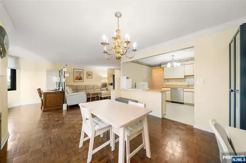 Dining - 326 Prospect Ave #8J, Hackensack, NJ 07601 photo 3 of 3