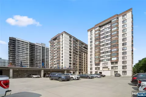 Exterior - 326 Prospect Ave #8J, Hackensack, NJ 07601 photo 2 of 2