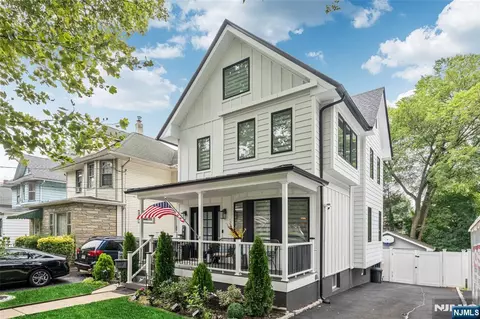 147 Hobart St, Ridgefield Park, NJ 07660