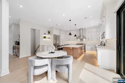 Other - 336 Lockwood Dr, Paramus, NJ 07652 photo 5 of 14