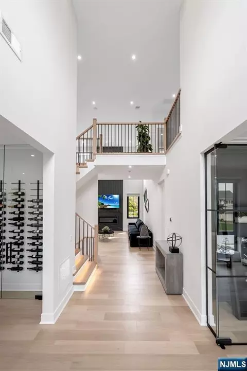 Entry Way - 336 Lockwood Dr, Paramus, NJ 07652 photo 1 of 5
