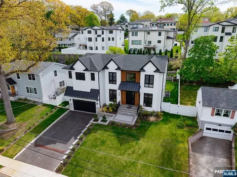 View/Area - 336 Lockwood Dr, Paramus, NJ 07652 photo 1 of 2