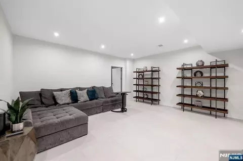 Other - 336 Lockwood Dr, Paramus, NJ 07652 photo 11 of 14