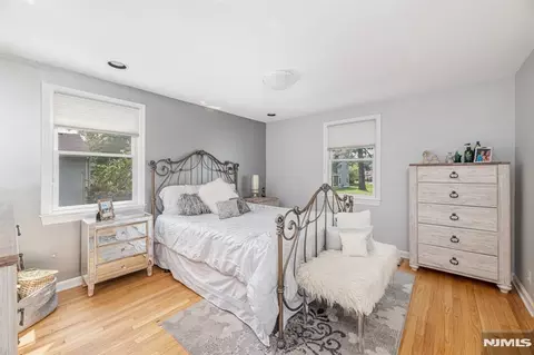 Bedroom - 376 Chelsea St, Paramus, NJ 07652 photo 1 of 2