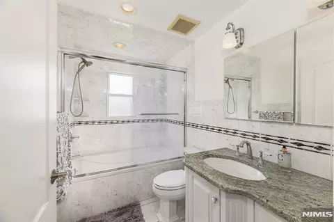 Bath - 376 Chelsea St, Paramus, NJ 07652 photo 1 of 1