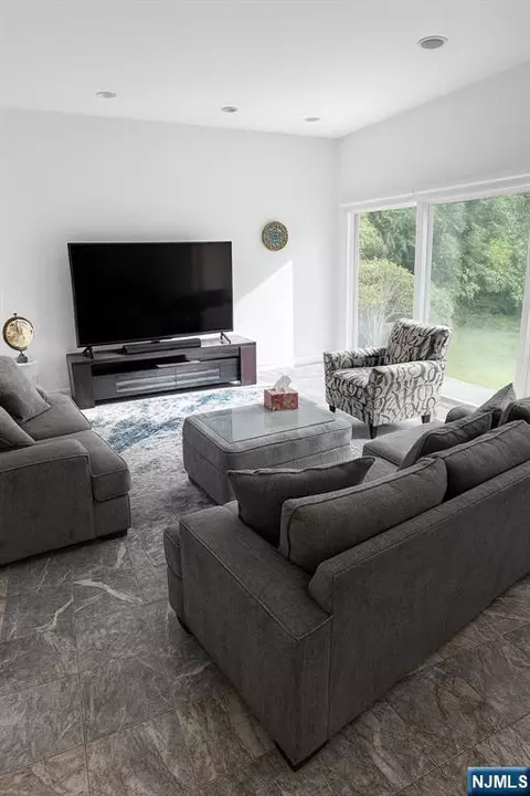 Living - 44 Adams Dr, Cresskill, NJ 07626 photo 1 of 1