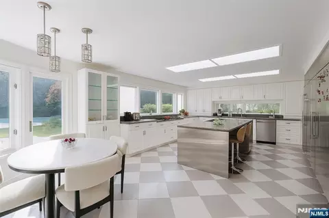 Kitchen - 44 Adams Dr, Cresskill, NJ 07626 photo 2 of 2