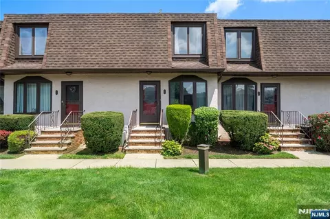 24 River Rd #E535, Clifton, NJ 07014