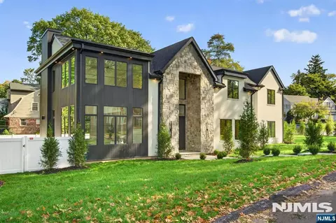 63 Inness Rd, Tenafly, NJ 07670