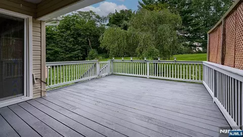 Exterior - 42 Bowfell Ct, Wayne, NJ 07470 photo 2 of 4