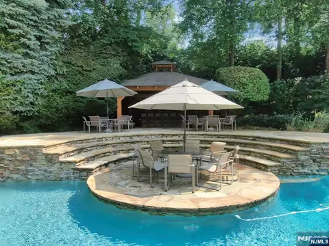 Exterior - 59 Jackson Dr, Alpine, NJ 07620 photo 3 of 11