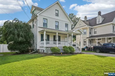 190 John St, Englewood, NJ 07631
